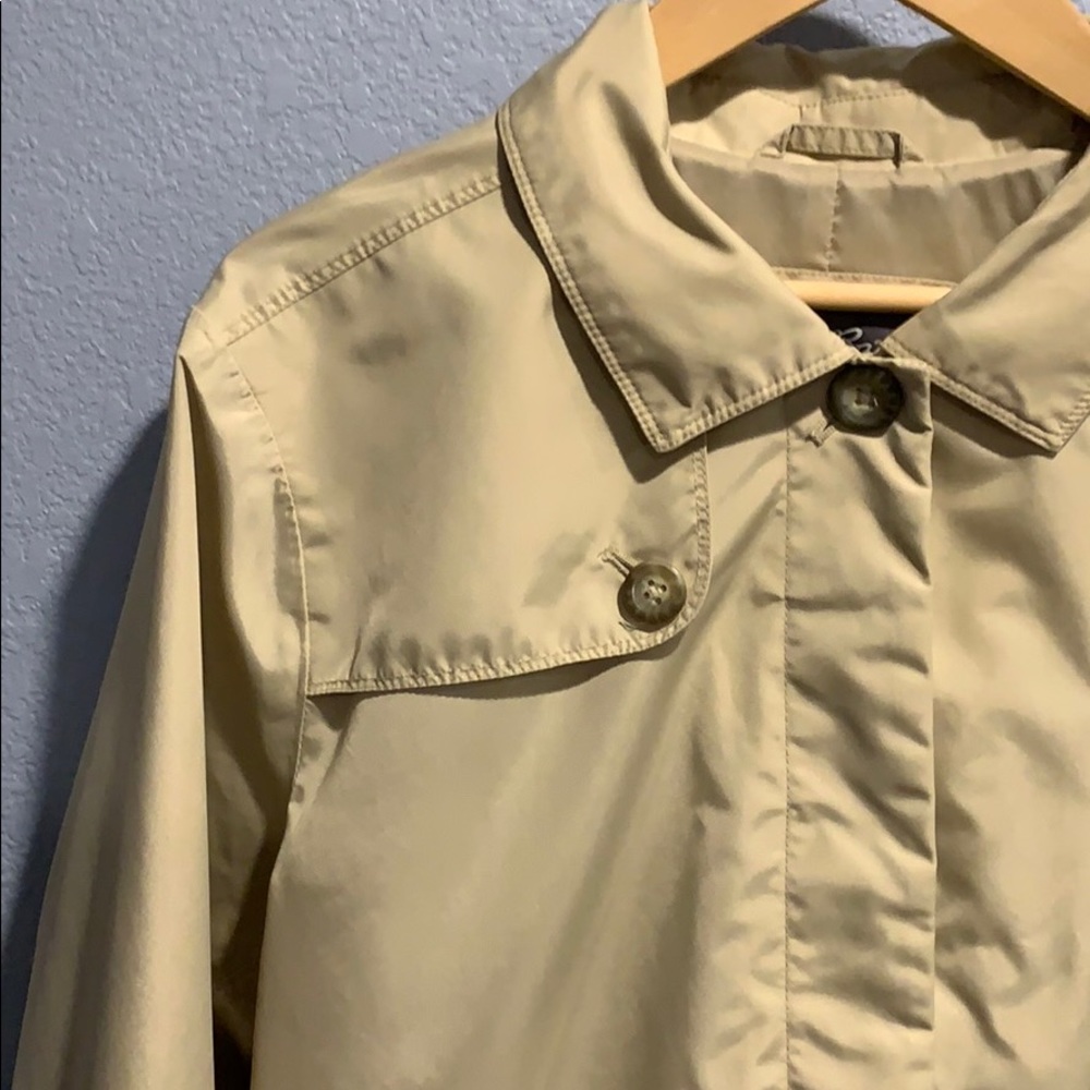 NWOT Spring Trench Coat - Picture 4 of 8